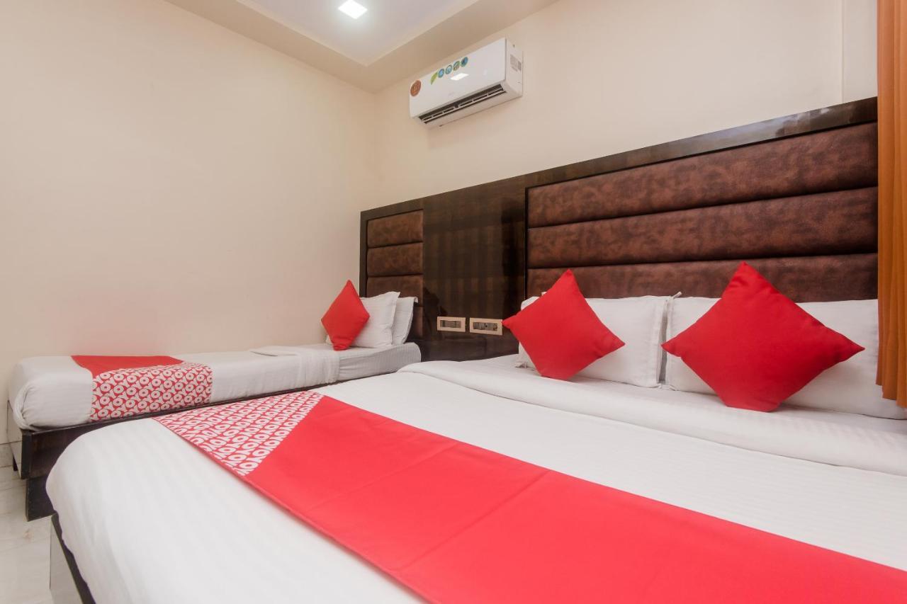 Vaccinated Staff - Oyo 22055 Dadar Residency Ξενοδοχείο Βομβάη Εξωτερικό φωτογραφία