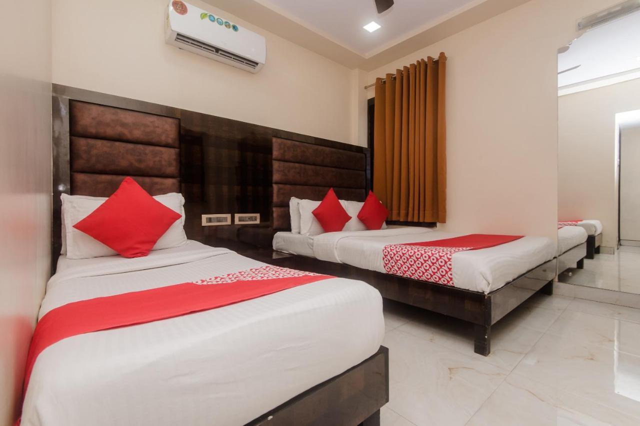 Vaccinated Staff - Oyo 22055 Dadar Residency Ξενοδοχείο Βομβάη Εξωτερικό φωτογραφία