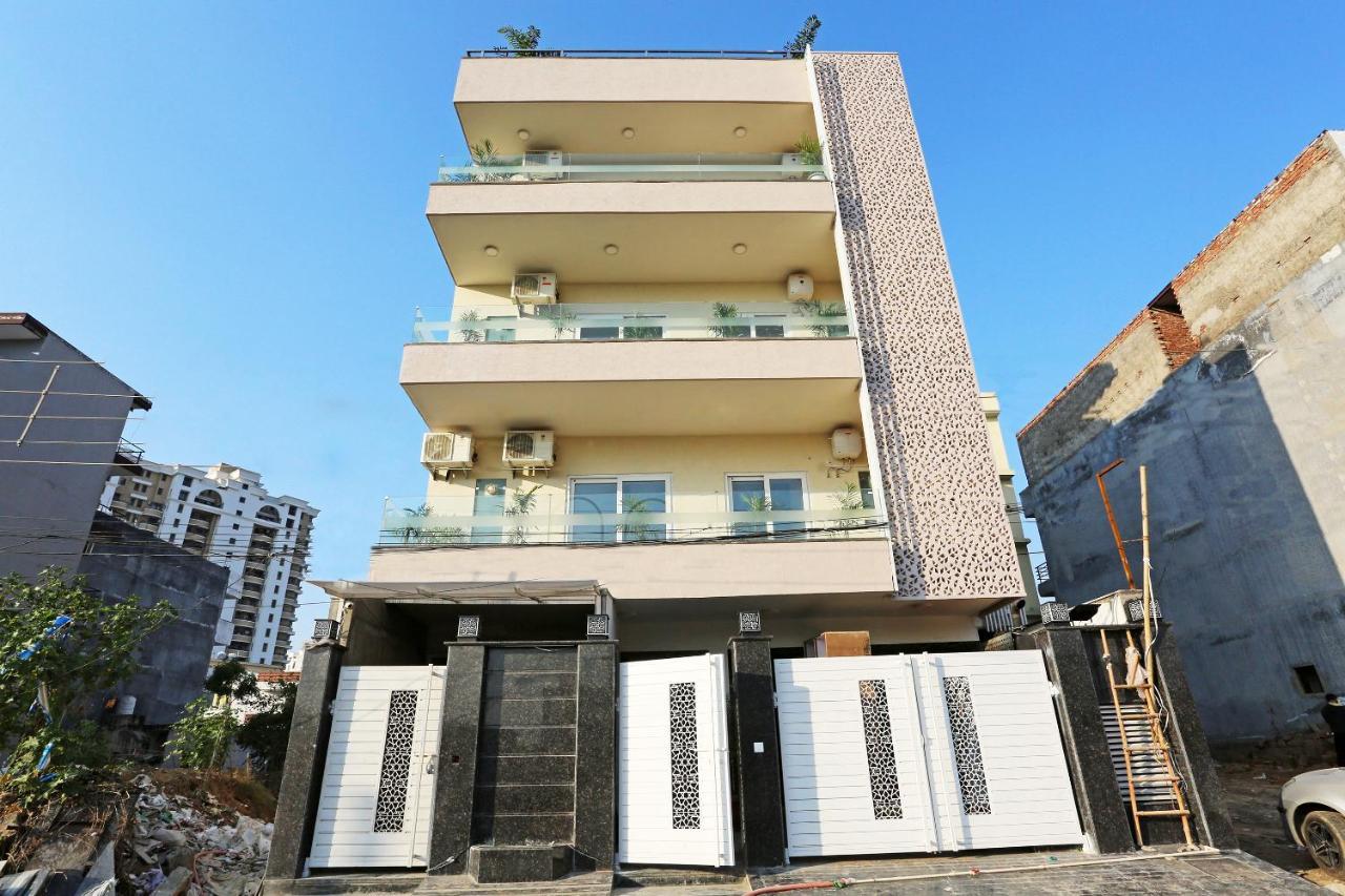 Vaccinated Staff - Oyo 22055 Dadar Residency Ξενοδοχείο Βομβάη Εξωτερικό φωτογραφία